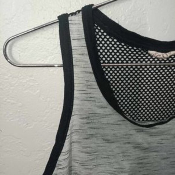 SO Mesh Black + Gray Tank Size Small - Picture 12 of 12